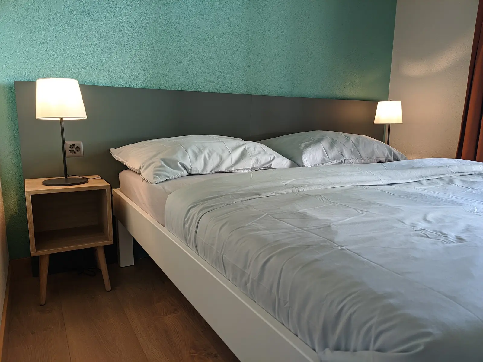 Zweites Schlafzimmer mit Doppelbett